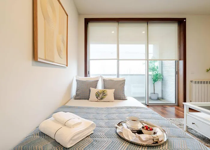 Modern & Spacious Flat With Garage By Hostwise * Vila Nova de Gaia