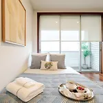 Modern & Spacious Flat With Garage By Hostwise * Vila Nova de Gaia