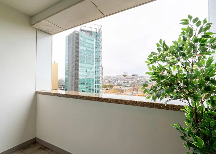 Modern & Spacious Flat With Garage By Hostwise Vila Nova de Gaia