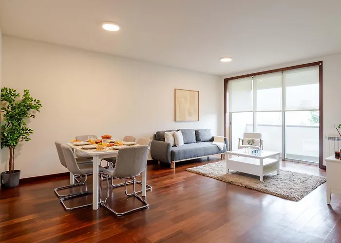 Modern & Spacious Flat With Garage By Hostwise Appartement Vila Nova de Gaia