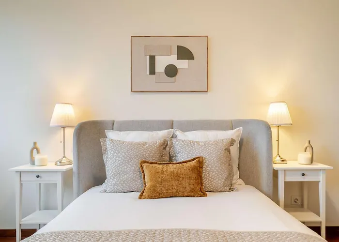 Apartamento Modern & Spacious Flat With Garage By Hostwise