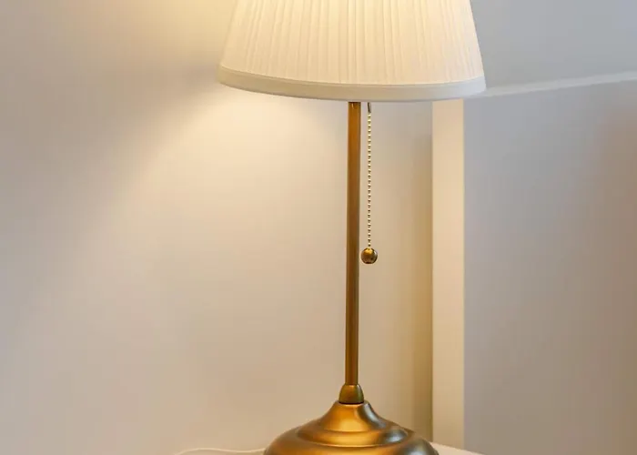 Modern & Spacious Flat With Garage By Hostwise Appartement